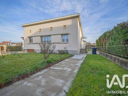 Maison de plain-pied à vendre 136 000 € 4 pièces 3 chambres 82 m² 508 m² de terrain Au Dieu du Trice-Cité Kennedy-Louis Best Verdun 55100