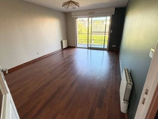 Appartement à vendre 172 920 € 3 pièces 2 chambres 73,27 m² 1er étage Laval 53000
