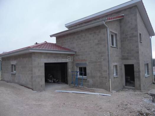 Maison à vendre 288 000 € 4 pièces 3 chambres 105 m² 420 m² de terrain Priay 01160