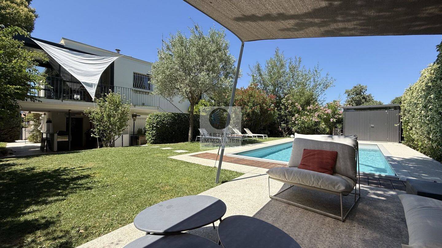 Maison à vendre, 279m², VALENCE