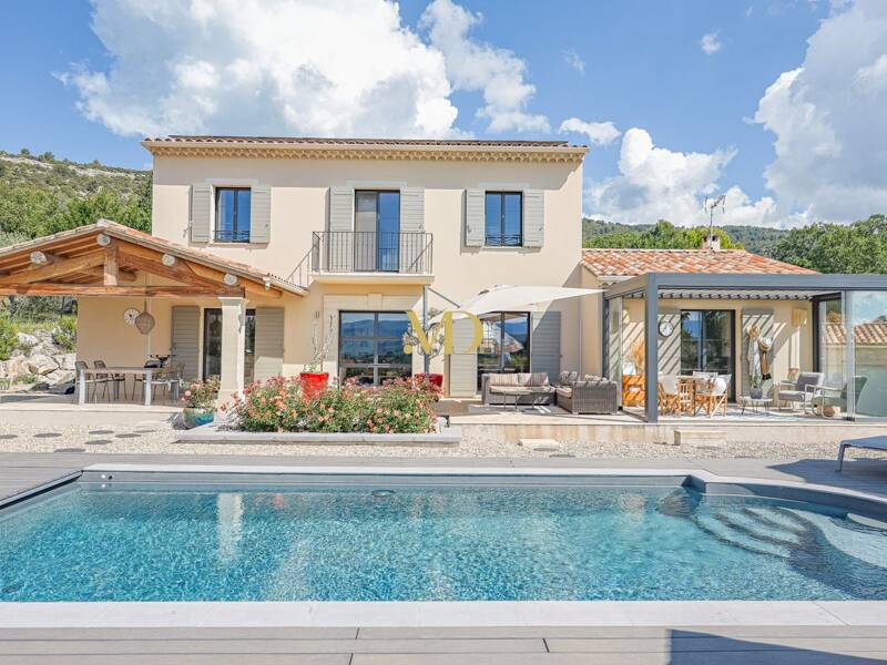 Maison à vendre, 310m², SAINT SATURNIN LES APT