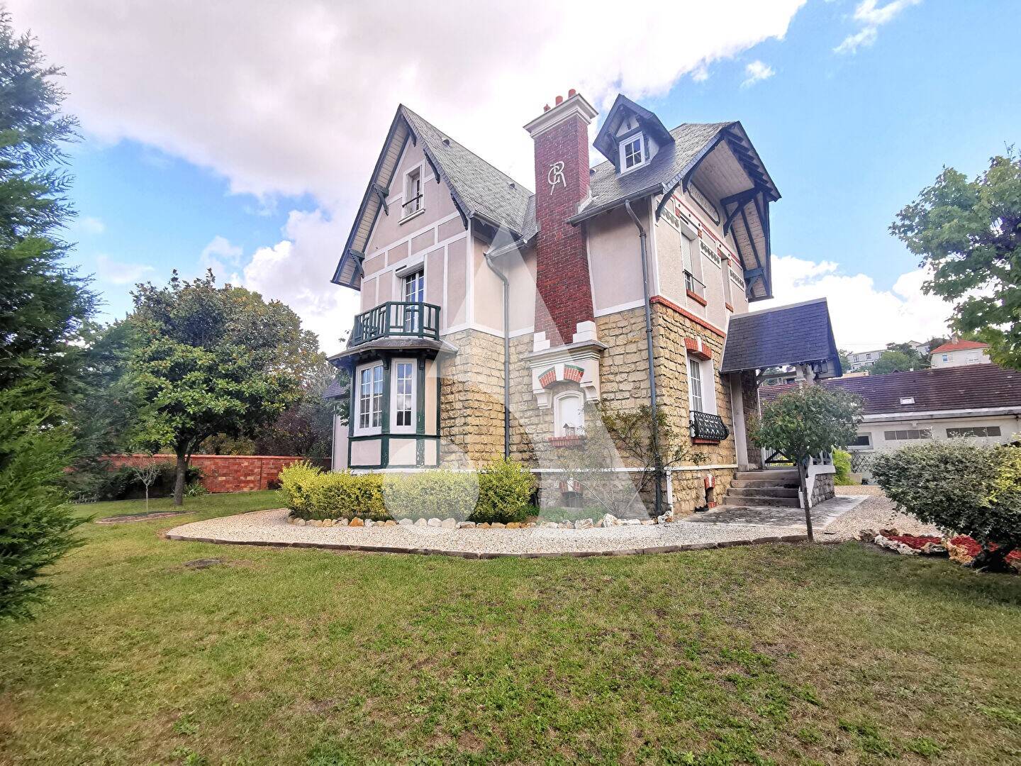 Maison à vendre, 210m², MONTIGNY LES CORMEILLES