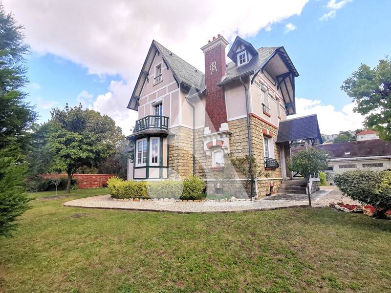 Maison à vendre, 210m², MONTIGNY LES CORMEILLES