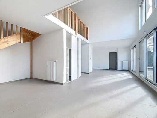 Duplex à vendre 450 000 € 5 pièces 4 chambres 122,5 m² Étage 3/4 Bourg-en-Bresse 01000