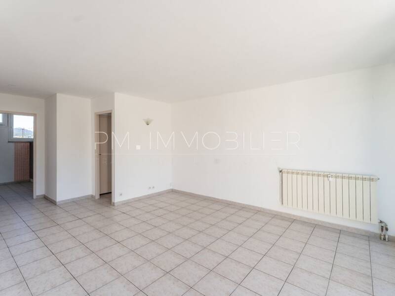 Maison à louer, 81m², MARSEILLE 13E