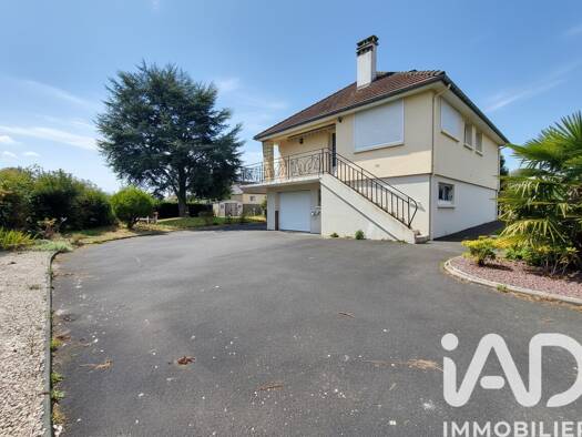 Maison en viager 163 000 € 5 pièces 3 chambres 90 m² 865 m² de terrain Équemauville 14600