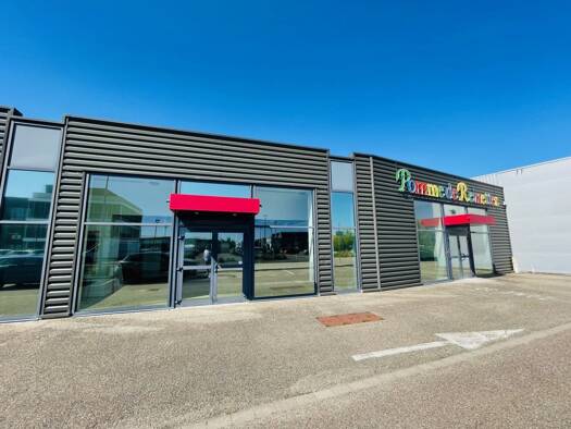Local d'activités à vendre 390 000 € 217 m² d'espace de stockage Marlenheim 67520