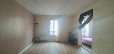Appartement à louer 780 € 1 pièce 31 m² Étage 2/6 St Denis 93200