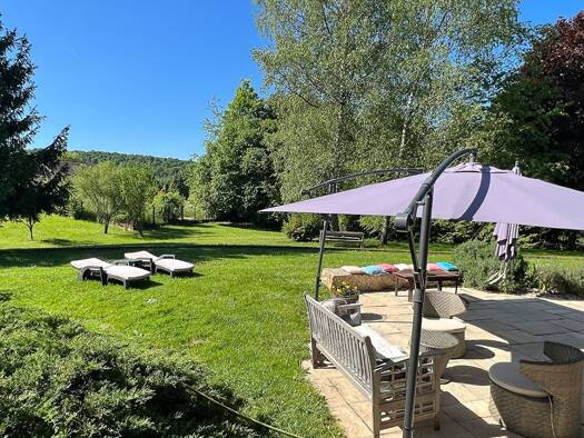 Maison à vendre 550 000 € 10 pièces 5 chambres 331 m² 7 511 m² de terrain Montbéliard 25200