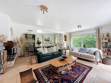Maison à vendre 572 000 € 7 pièces 3 chambres 152 m² 1 700 m² de terrain Est Gouvieux 60270