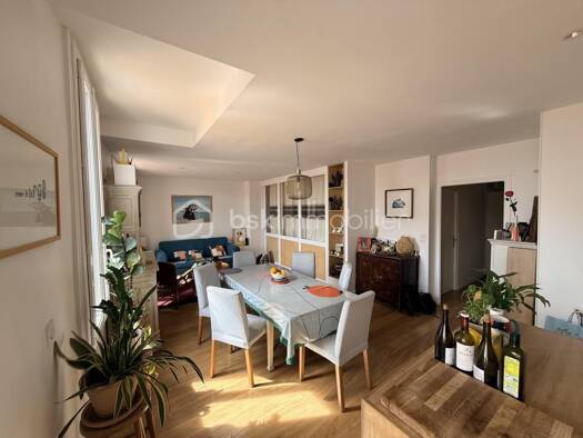Appartement à vendre 399 000 € 5 pièces 4 chambres 128 m² Étage 2/3 Mont Saint Clair-Hôtel de Ville Sète 34200