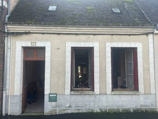 Maison à vendre 44 000 € 3 pièces 1 chambre 72 m² 1 329 m² de terrain La Bazoche-Gouet 28330