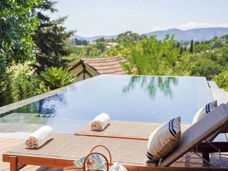 Maison à louer, 280m², MOUGINS