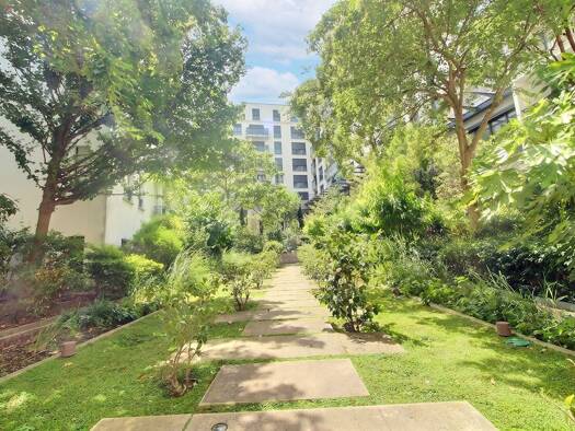 Appartement à vendre 450 000 € 3 pièces 2 chambres 62 m² Étage 3/5 Centre Ville Suresnes 92150