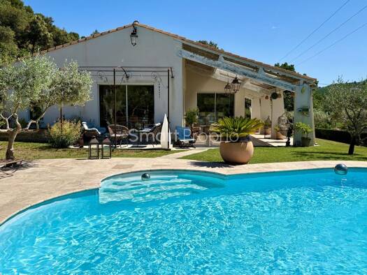 Villa à vendre 579 000 € 5 pièces 4 chambres 163 m² 5 266 m² de terrain Allemagne-en-Provence 04500