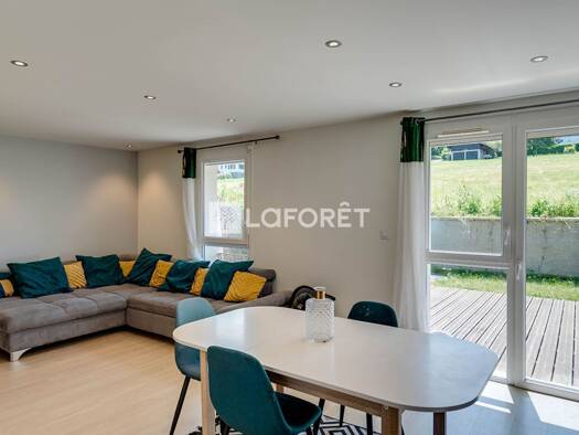 Maison à vendre 425 000 € 4 pièces 3 chambres 85 m² 134 m² de terrain Lugrin 74500
