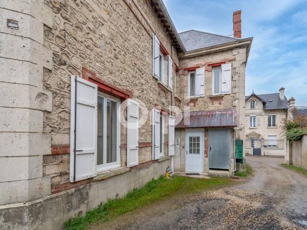 Appartement à vendre 109 000 € 3 pièces 2 chambres 71,8 m² RDC Sermoise 02220