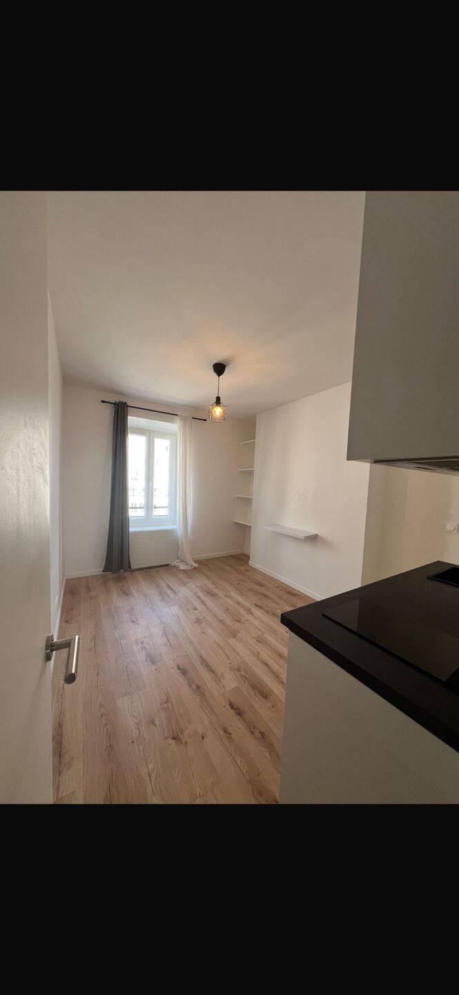 Maison à louer, 33m², LEVALLOIS PERRET