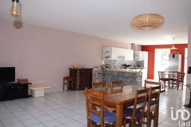 Maison à vendre 174 000 € 4 pièces 3 chambres 128 m² Langogne 48300