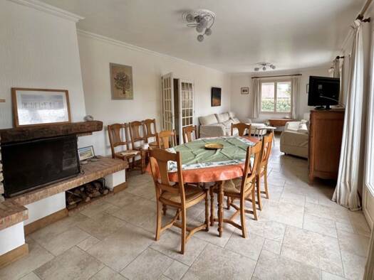 Villa à vendre 832 000 € 8 pièces 6 chambres 175 m² 1 002 m² de terrain Cabourg 14390