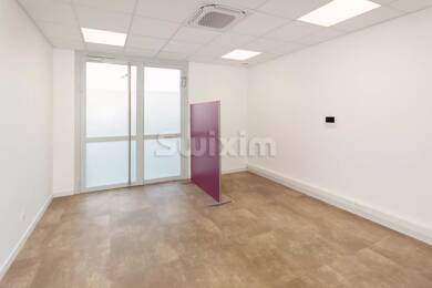 Local commercial à louer 750 € 16,2 m² de surface de vente La Balme-de-Sillingy 74330