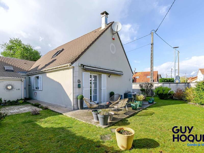 Maison à vendre, 106m², COMBS LA VILLE