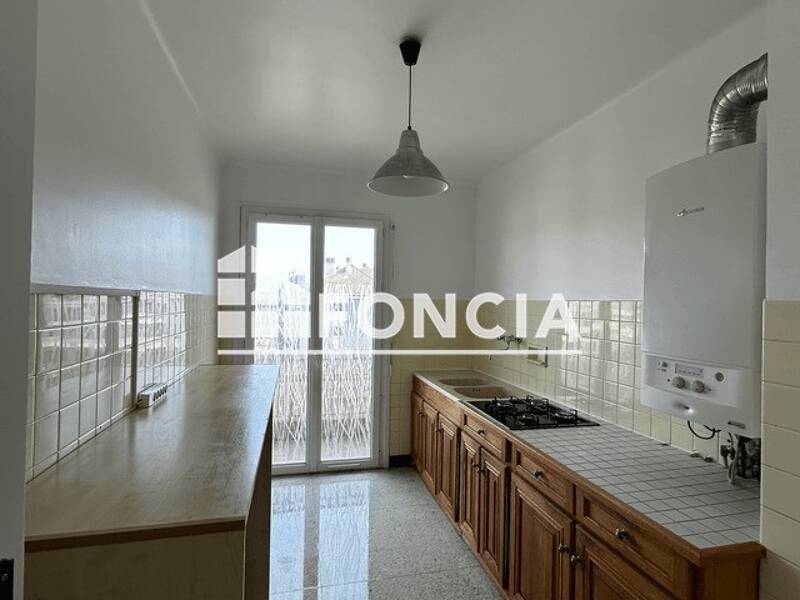 Maison à louer, 70m², SAINT LAURENT DU VAR