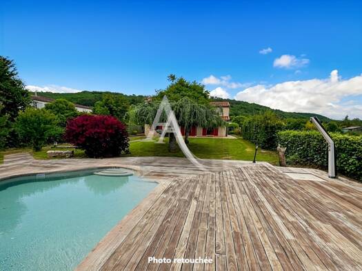 Maison à vendre 180 000 € 5 pièces 3 chambres 118 m² 1 958 m² de terrain Duravel 46700