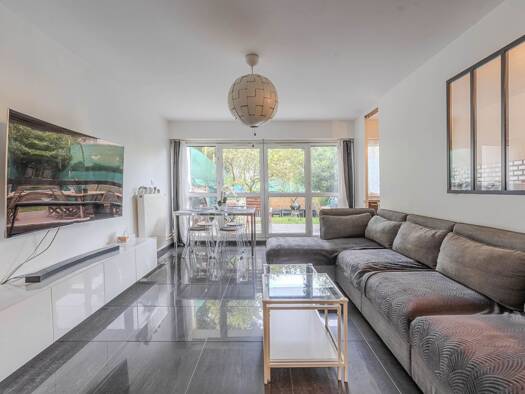 Maison à vendre 350 000 € 6 pièces 5 chambres 117 m² 175 m² de terrain Bois l'Abbe-Plaine des Bordes Chennevières-sur-Marne 94430