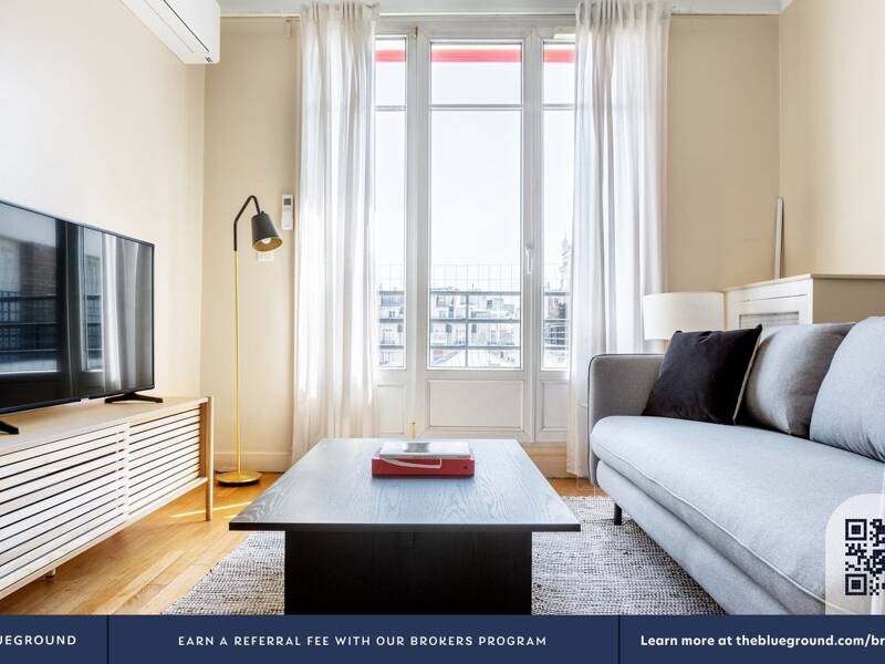 Maison à louer, 100m², PARIS 16E