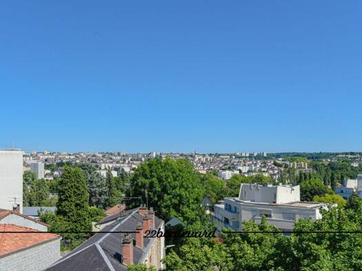 Appartement à vendre 125 000 € 4 pièces 2 chambres 80 m² Étage 4/4 Le Sablard Limoges 87000