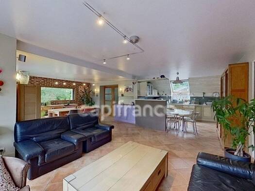 Maison à vendre 585 000 € 10 pièces 7 chambres 246 m² 1 661 m² de terrain Pleumeur-Bodou 22560