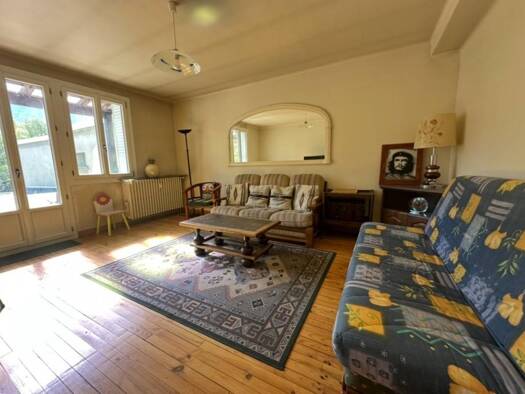 Appartement à vendre 241 500 € 3 pièces 2 chambres 73 m² Étage 1/3 République-Sainte Catherine Briançon 05100