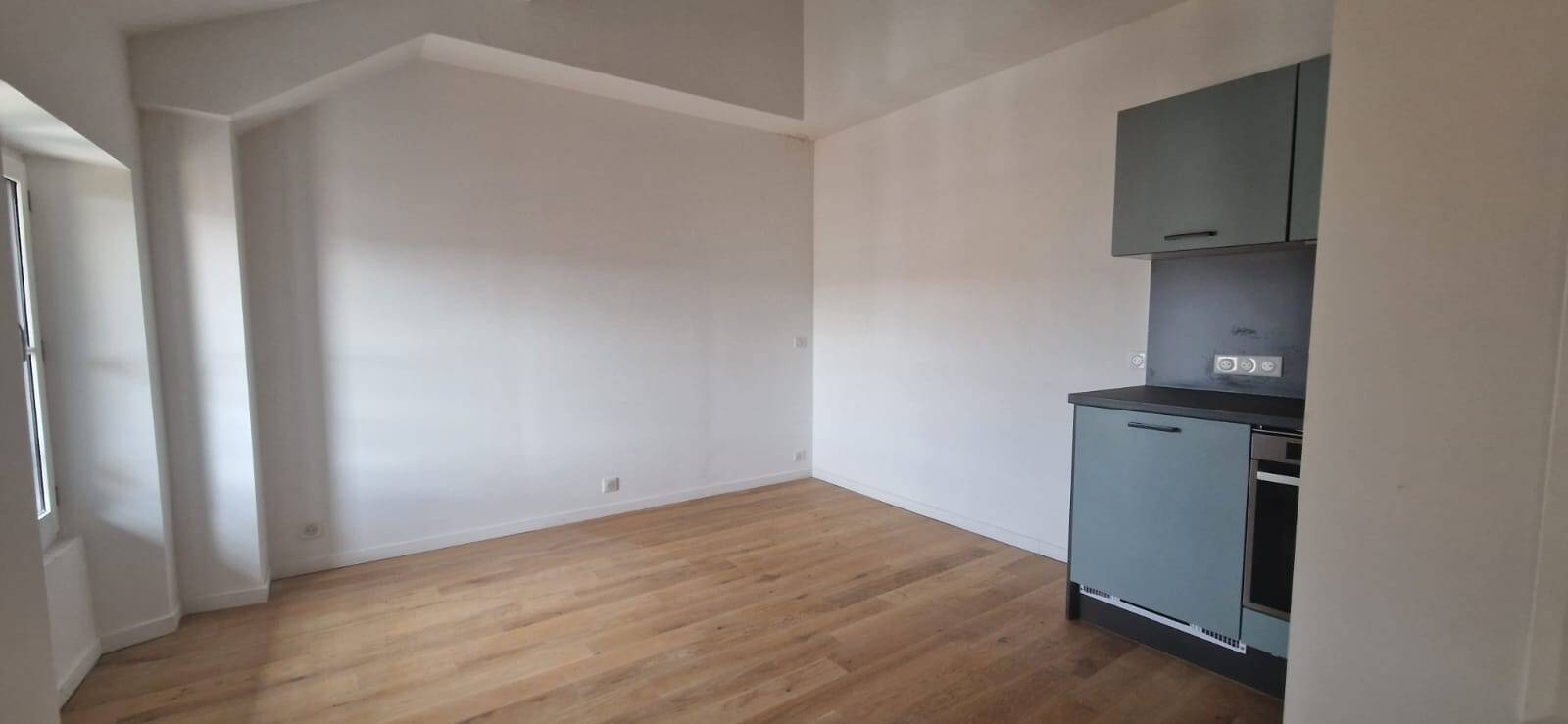 Maison à louer, 22m², CANNES
