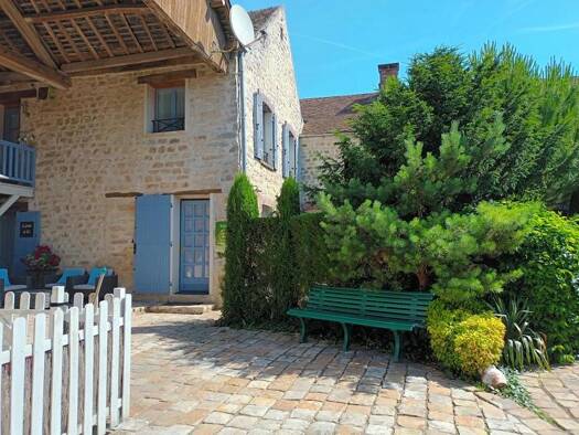 Immeuble à louer 6 500 € 495 m² Milly-la-Forêt 91490