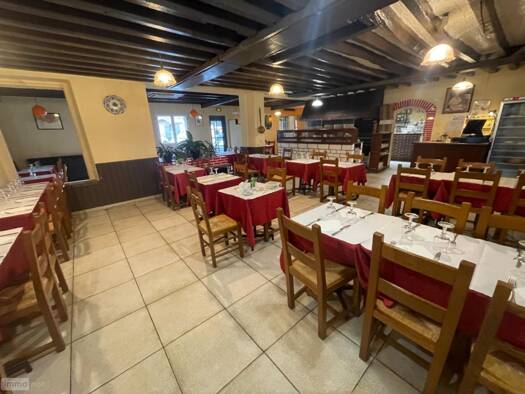 Local commercial à vendre 245 000 € 370 m² de surface de vente Thiverny 60160