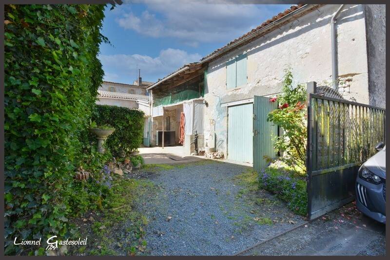 Maison à vendre, 128m², PORT SAINTE FOY ET PONCHAPT