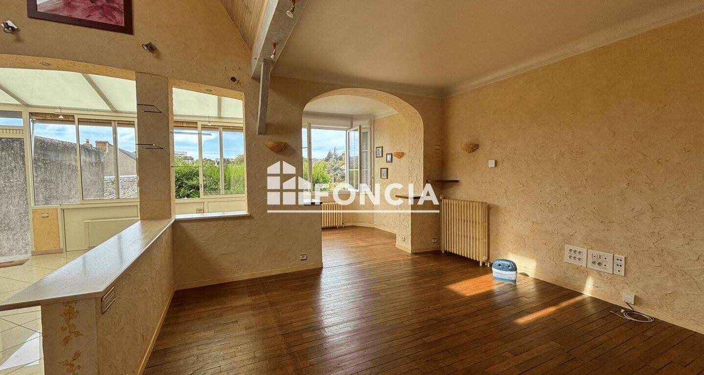 Maison à vendre, 355m², SAINTE MAURE DE TOURAINE