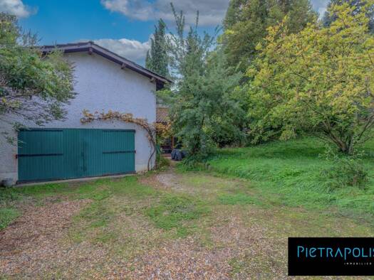 Maison de plain-pied à vendre 469 000 € 7 pièces 5 chambres 185,8 m² 740 m² de terrain Neuville-sur-Saône 69250