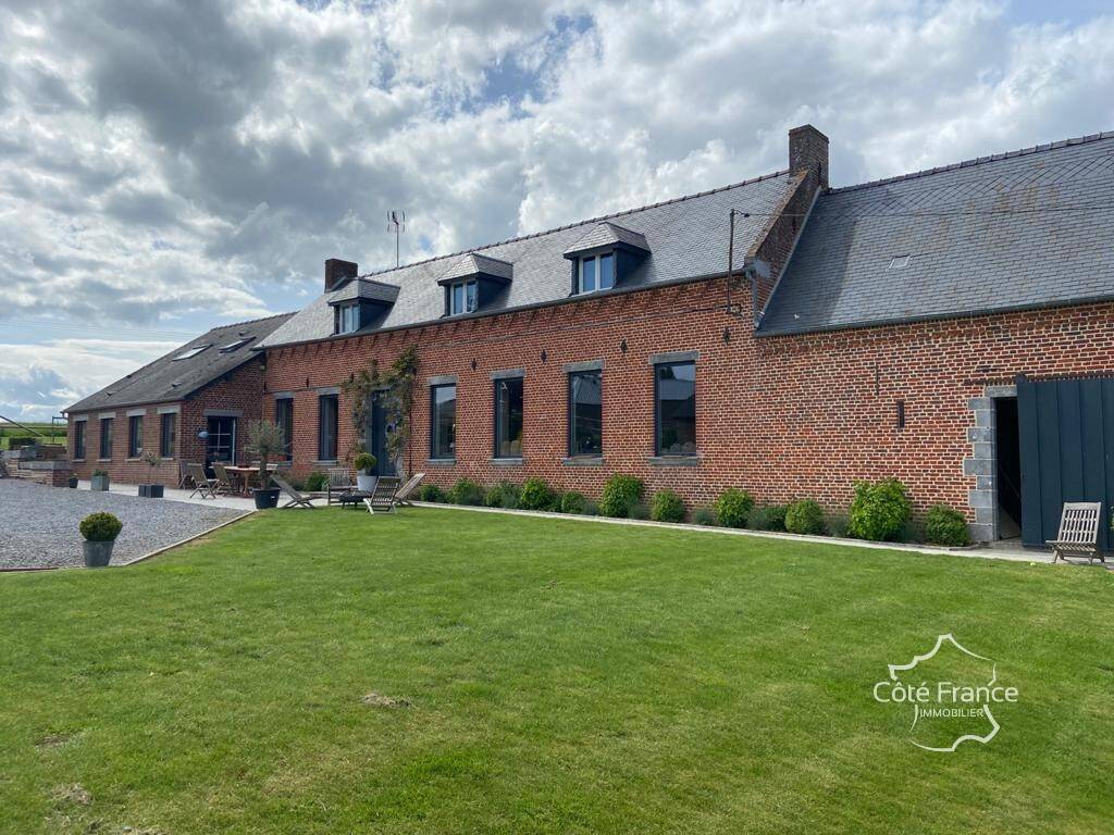Maison à vendre, 210m², LA NEUVILLE LES DORENGT