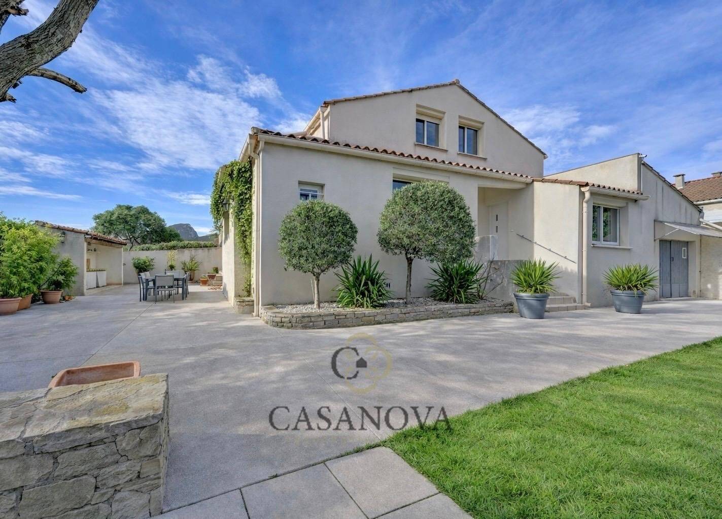 Maison à vendre, 185m², SAINT MATHIEU DE TREVIERS