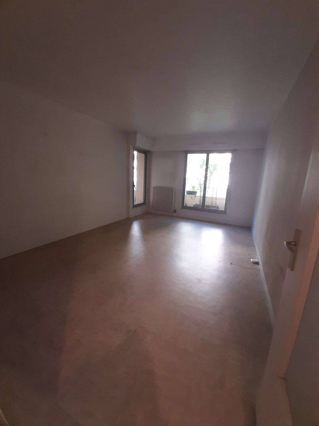 Maison à louer, 52m², COURBEVOIE
