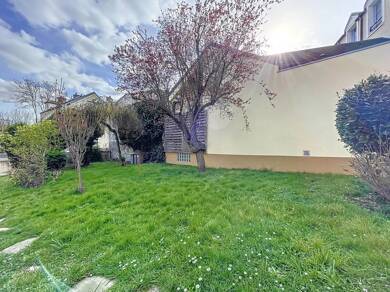 Maison à vendre - Neuf 649 000 € 5 pièces 4 chambres 112 m² 234 m² de terrain Louveciennes 78430