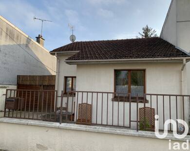 Maison de plain-pied à vendre 129 000 € 3 pièces 2 chambres 63 m² Est Romilly-sur-Seine 10100
