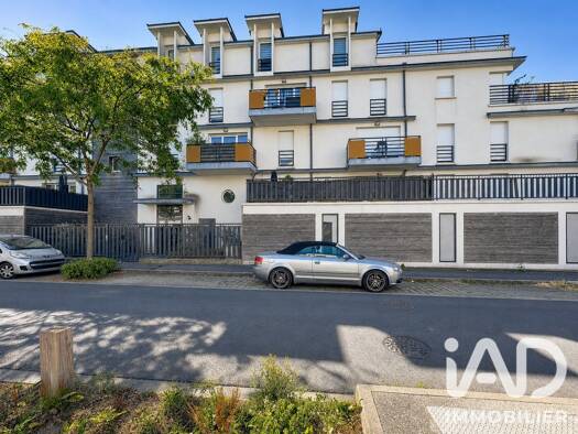 Appartement à vendre 229 500 € 3 pièces 2 chambres 54,47 m² RDC/4 Grosbois Villecresnes 94440