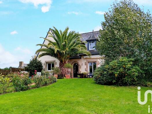 Maison à vendre 439 000 € 8 pièces 5 chambres 174 m² 1 370 m² de terrain Centre Ville Plérin 22190