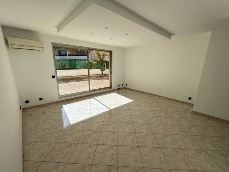 Maison à louer, 65m², MARSEILLE 8E