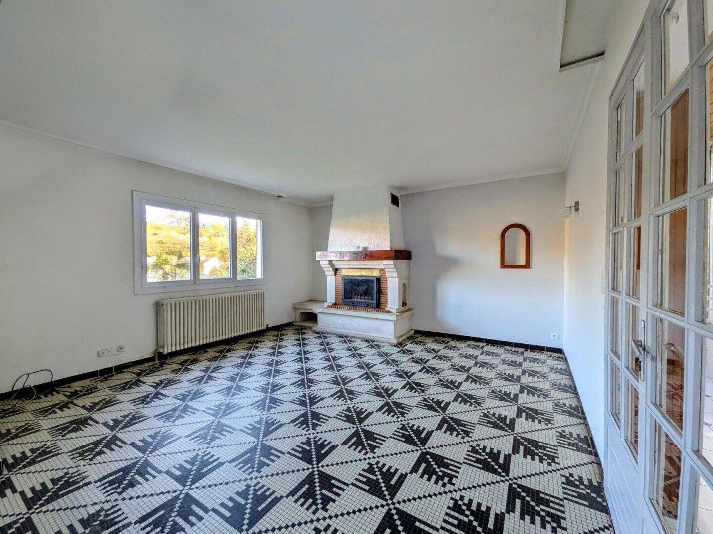 Maison à vendre, 186m², LE TOURNE
