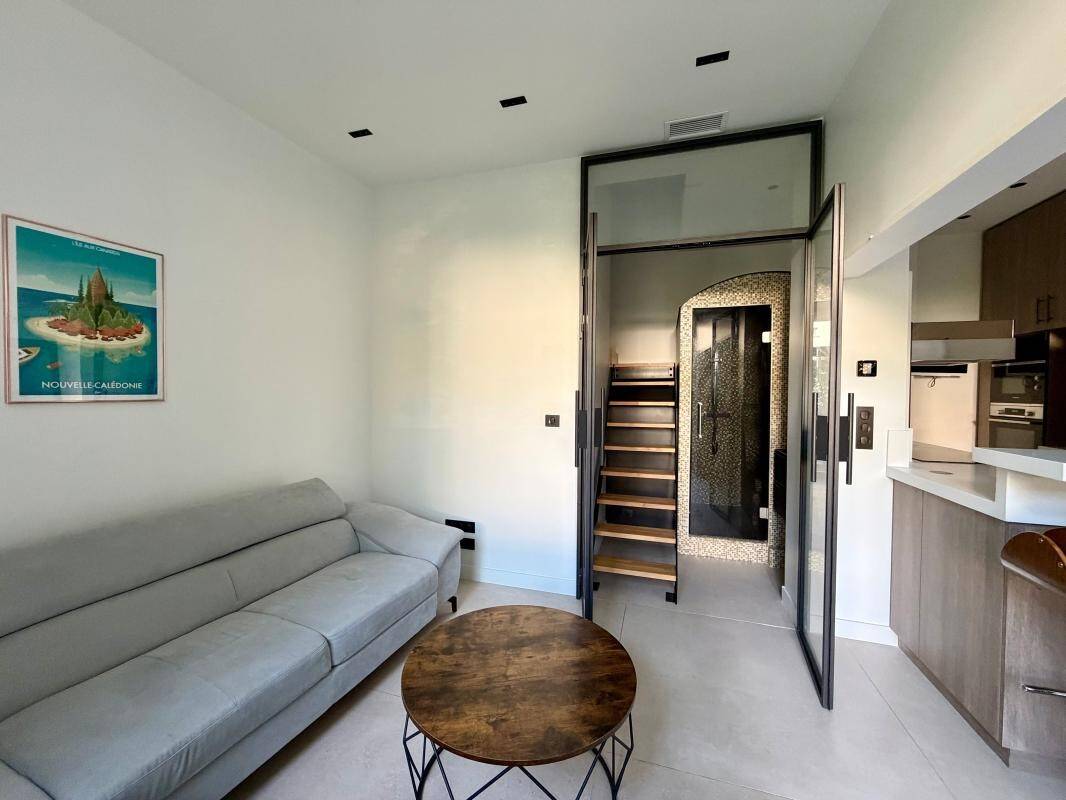 Maison à louer, 39m², CALUIRE ET CUIRE