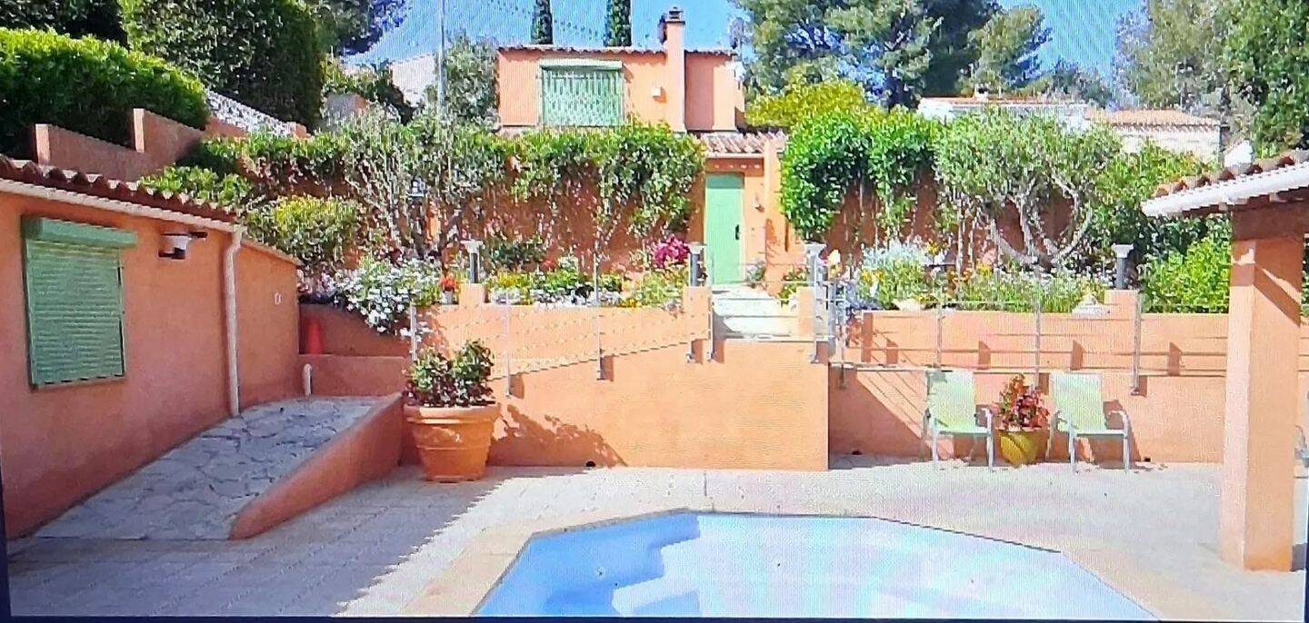 Maison à vendre, 142m², SANARY SUR MER